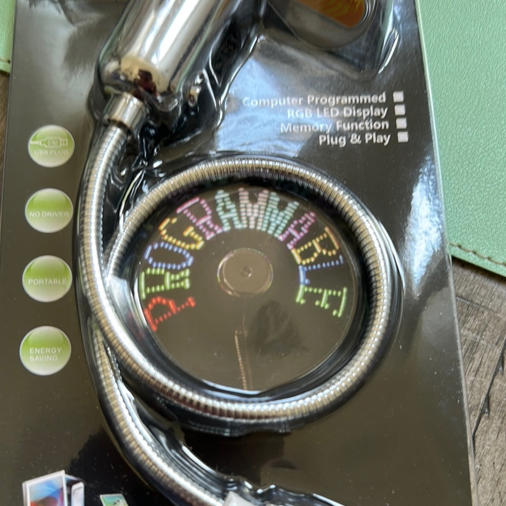 USB Programmable Fan with LED Display - Picture 3 of 13